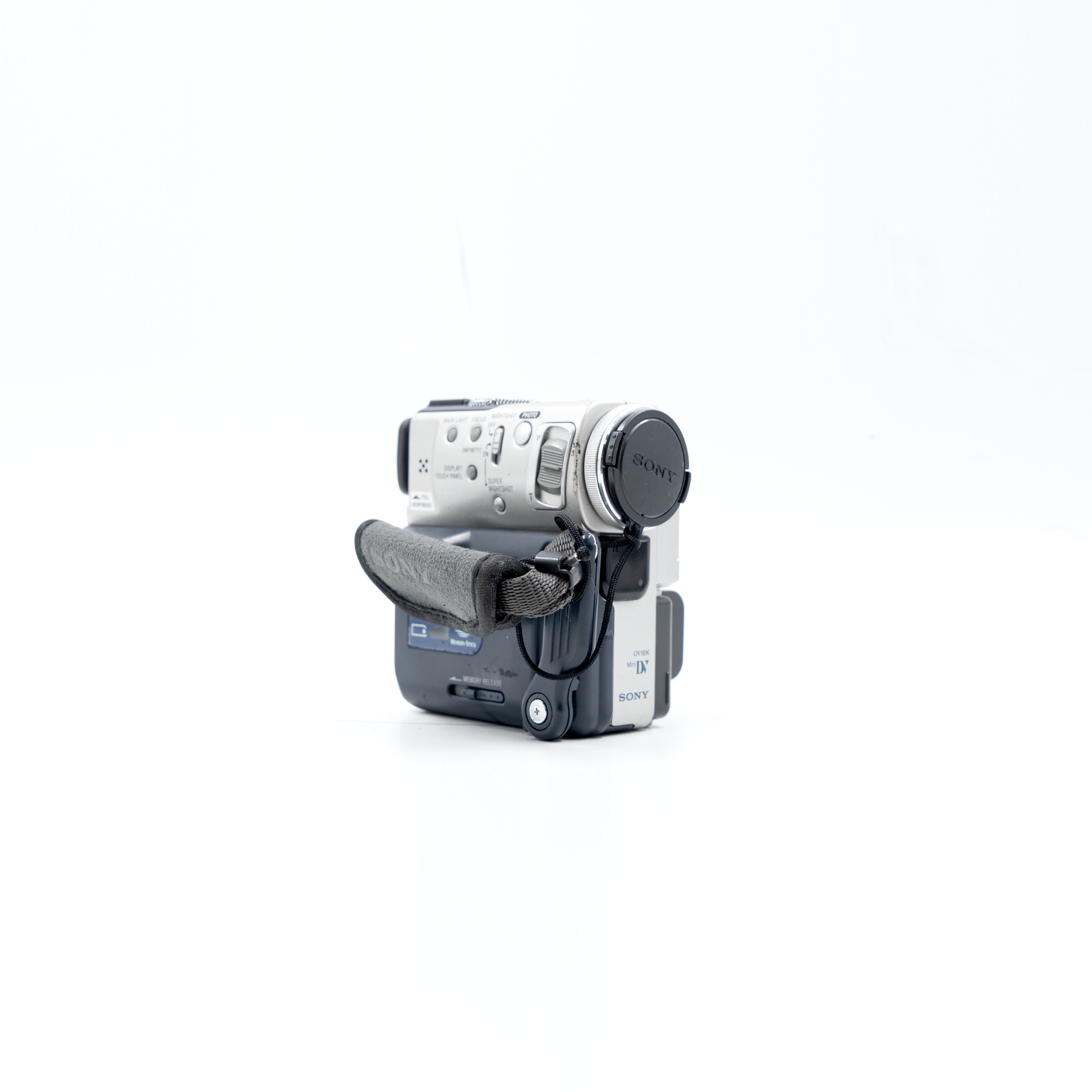 Sony Super SteadyShot DCR-PC5E