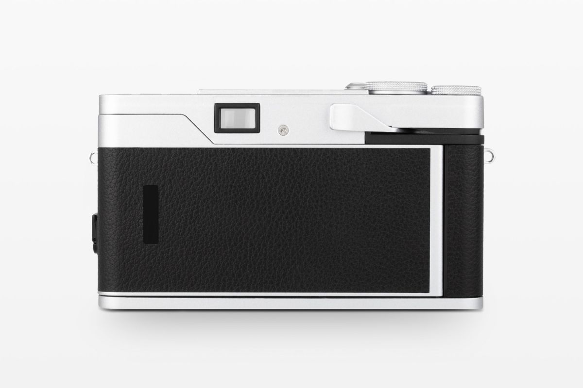 Lomo MC-A 35 mm Film Camera Silver