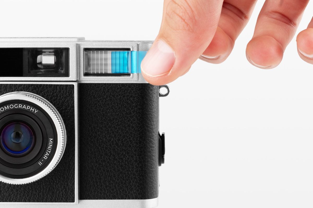 Lomo MC-A 35 mm Film Camera Silver